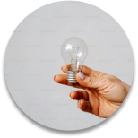 main tenant une ampoule